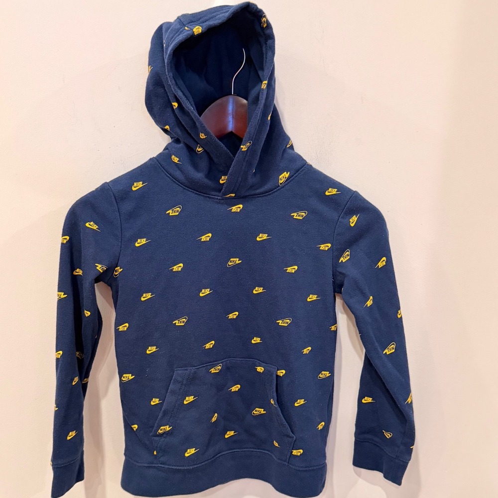 Nike Kids Navy Blue Yellow All Over Logo Print Pullover Hoodie Size 7 L 6-7Y
